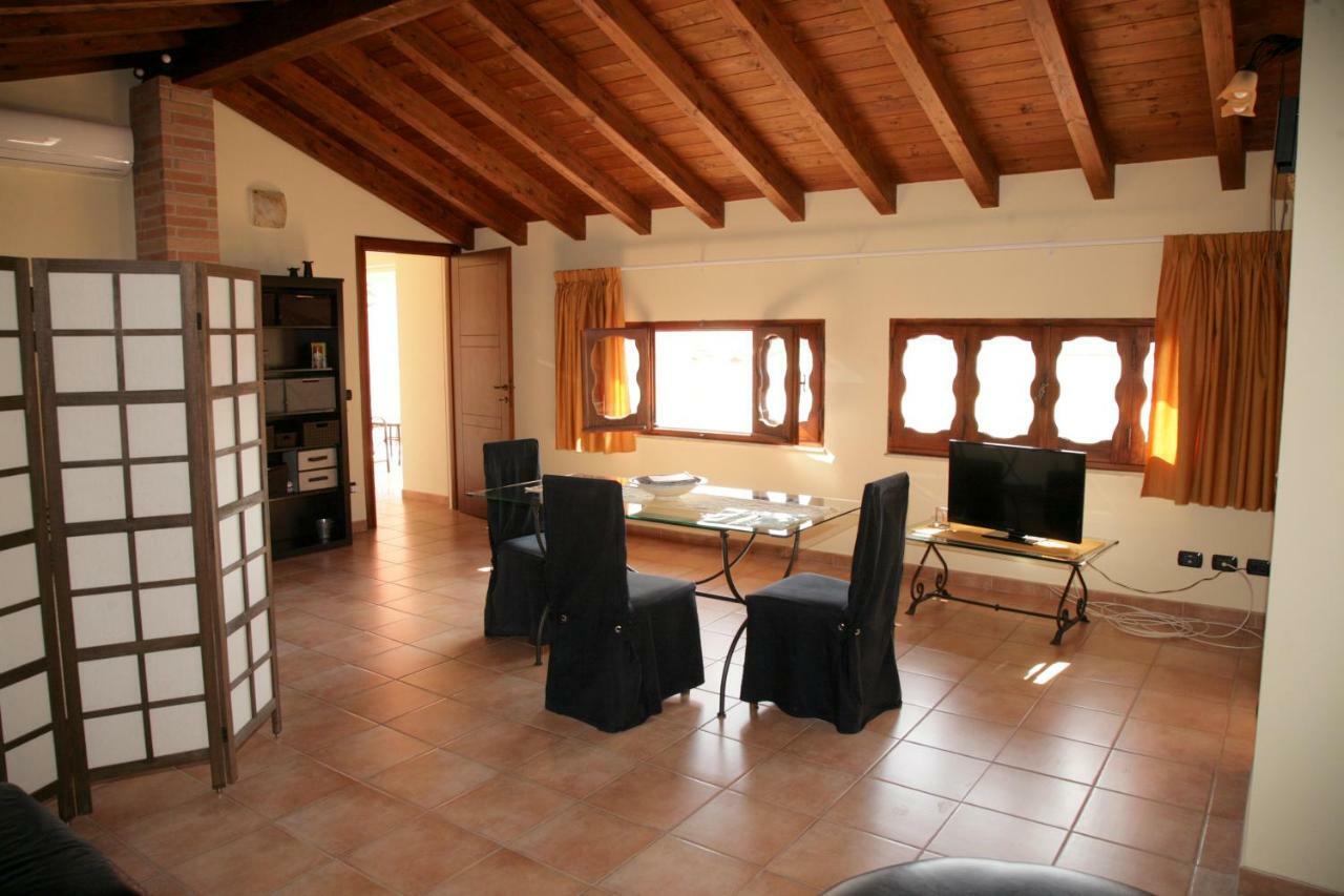 L'Isola Felice Apartment Monserrato Exterior photo