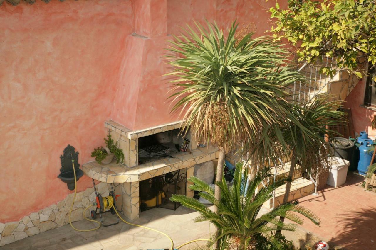 L'Isola Felice Apartment Monserrato Exterior photo