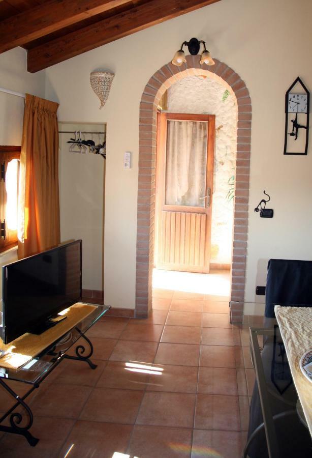 L'Isola Felice Apartment Monserrato Exterior photo