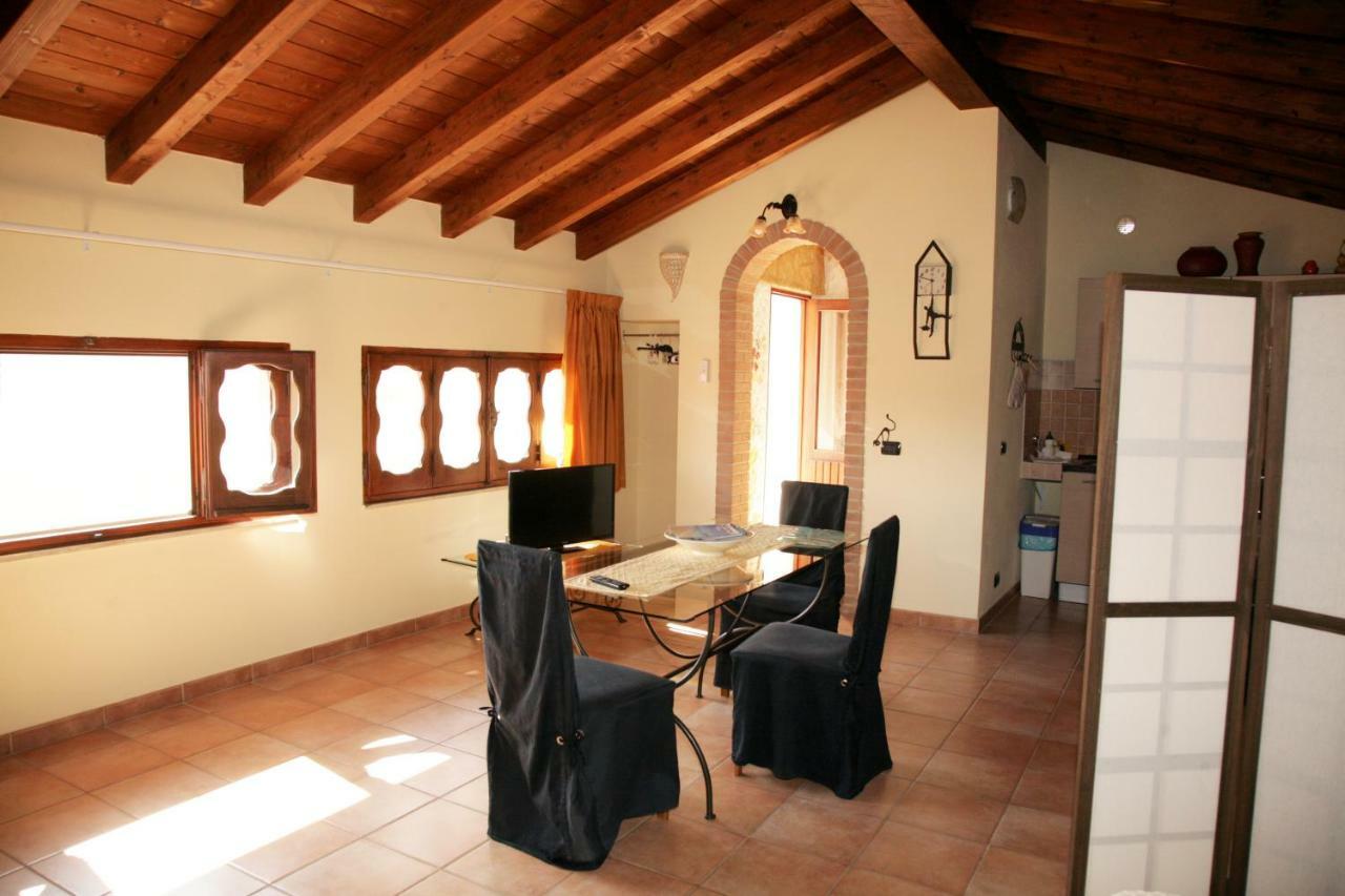 L'Isola Felice Apartment Monserrato Exterior photo